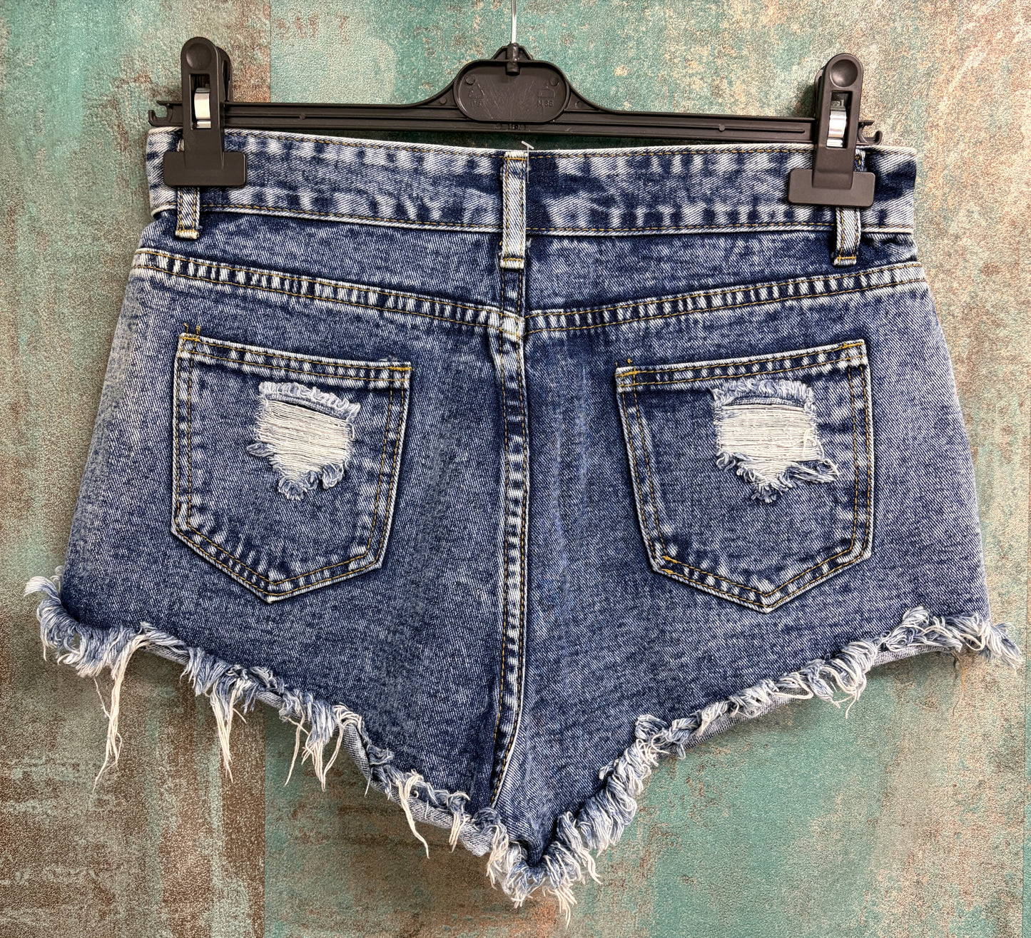 Pantaloni scurți damă din denim