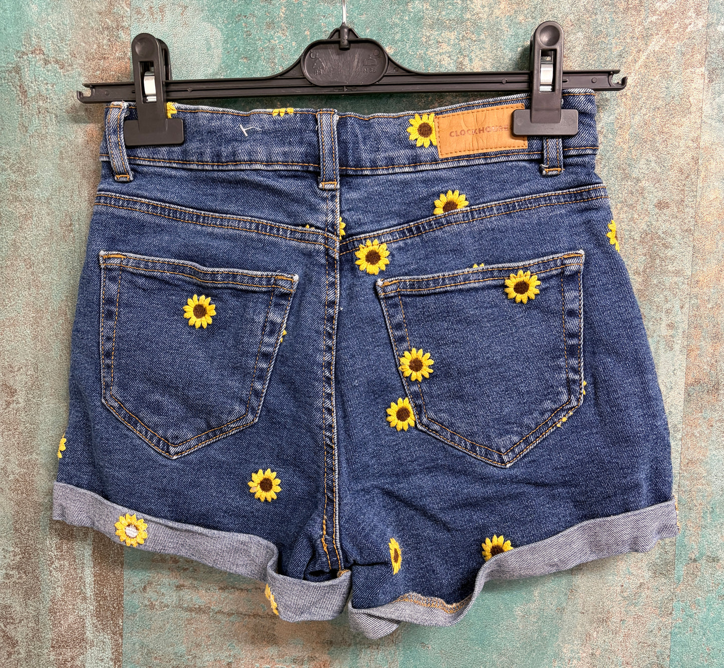 Pantaloni scurți damă din denim