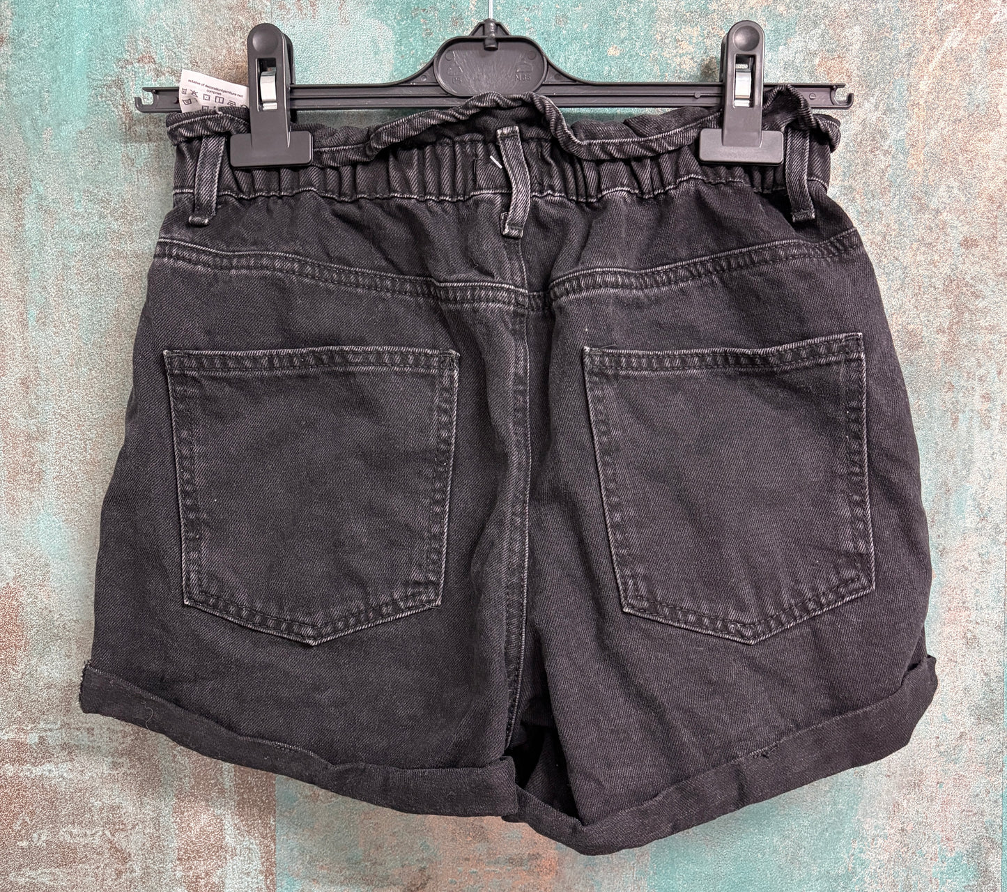 Pantaloni scurți damă din denim