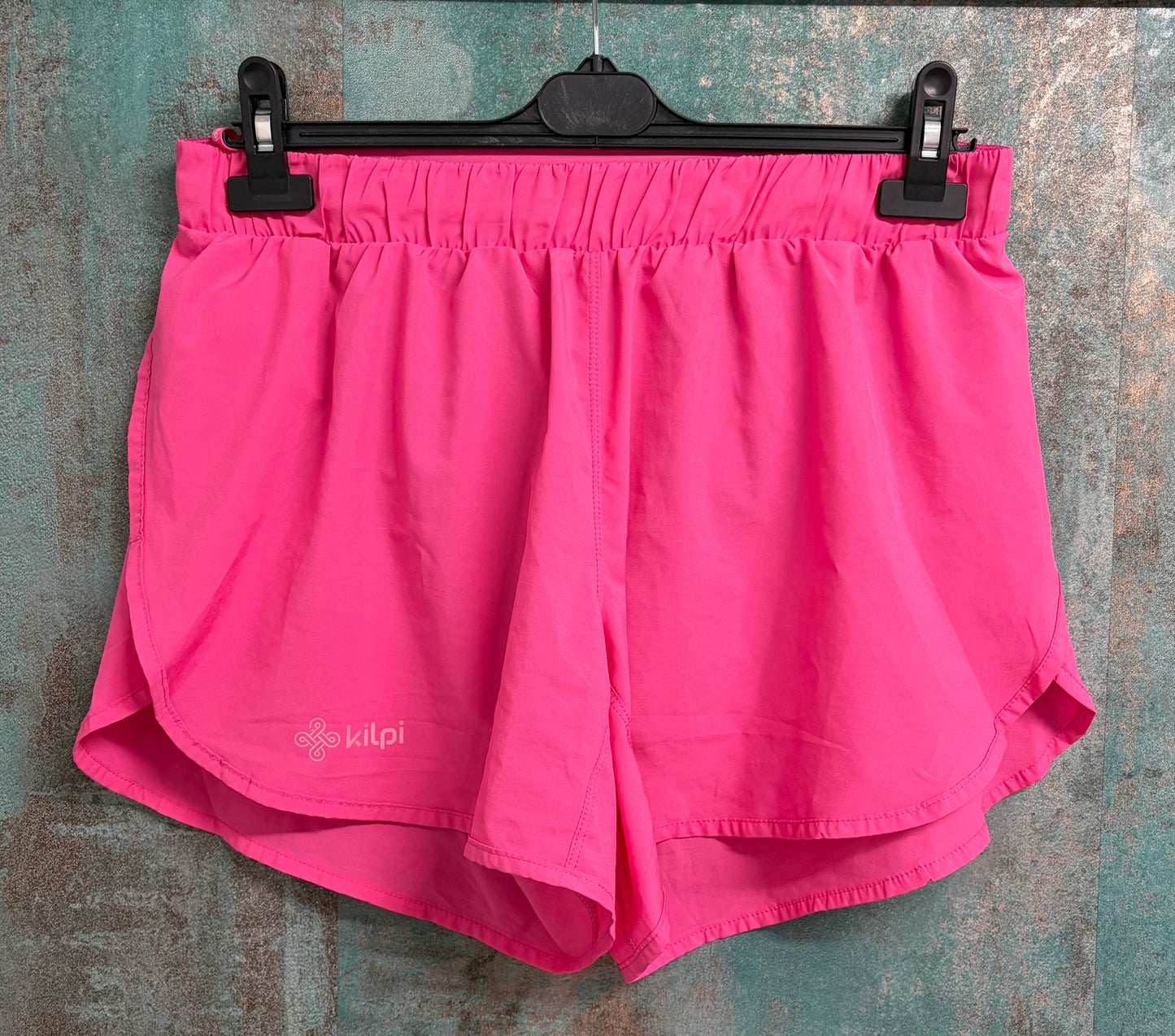 Pantaloni scurți damă pentru sport cu chilot interior