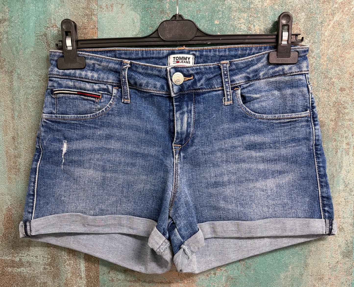 Pantaloni scurți damă din denim