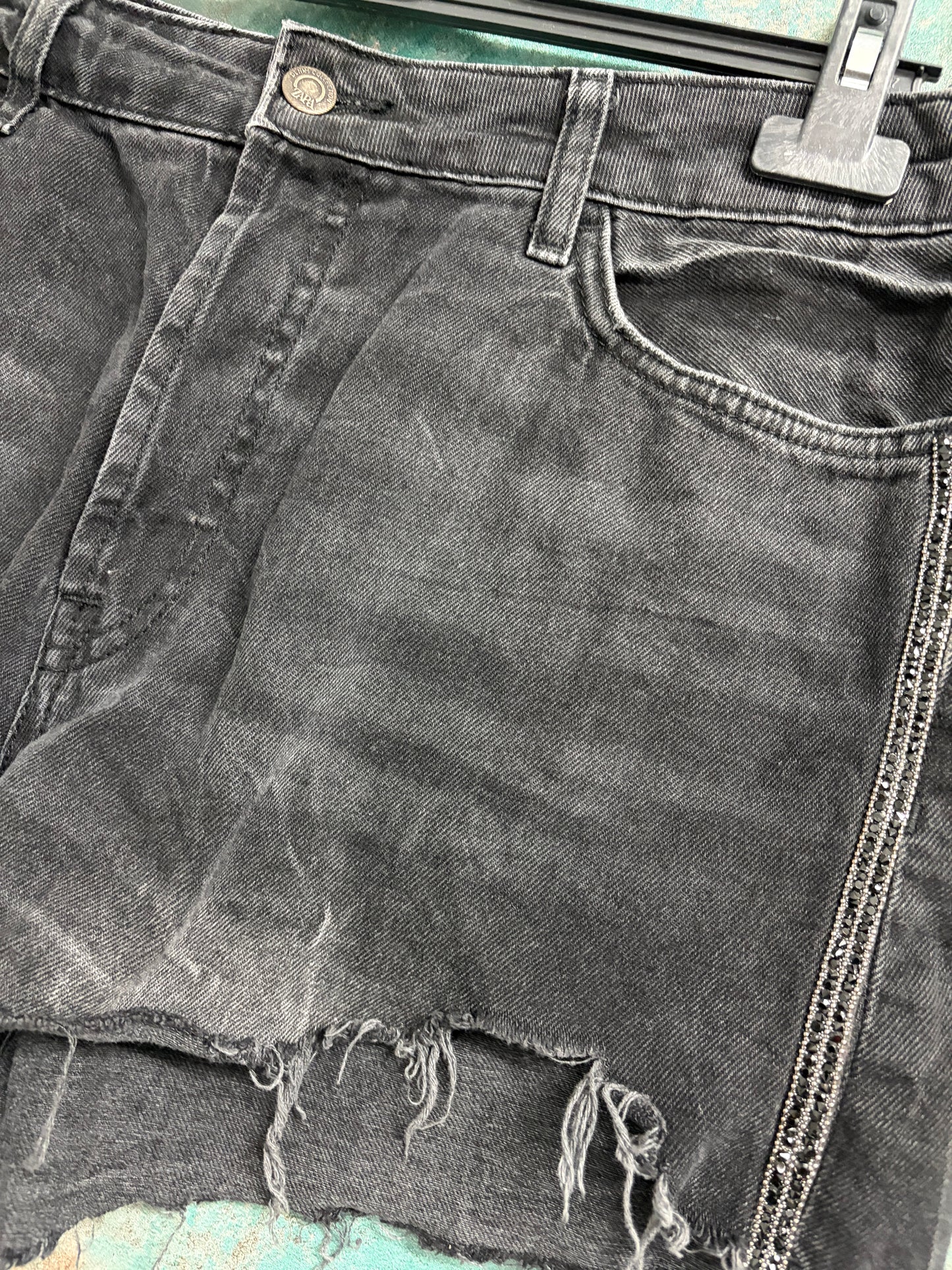 Pantaloni scurți damă din denim