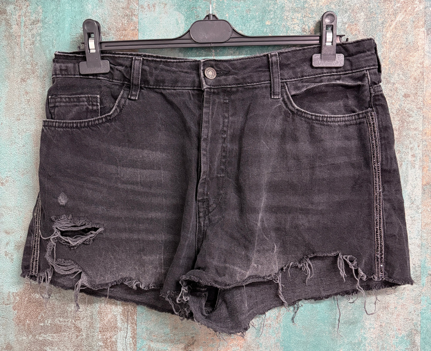 Pantaloni scurți damă din denim
