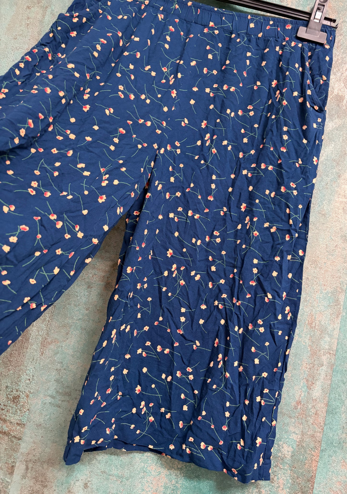 Pantaloni lejeri damă cu buzunare