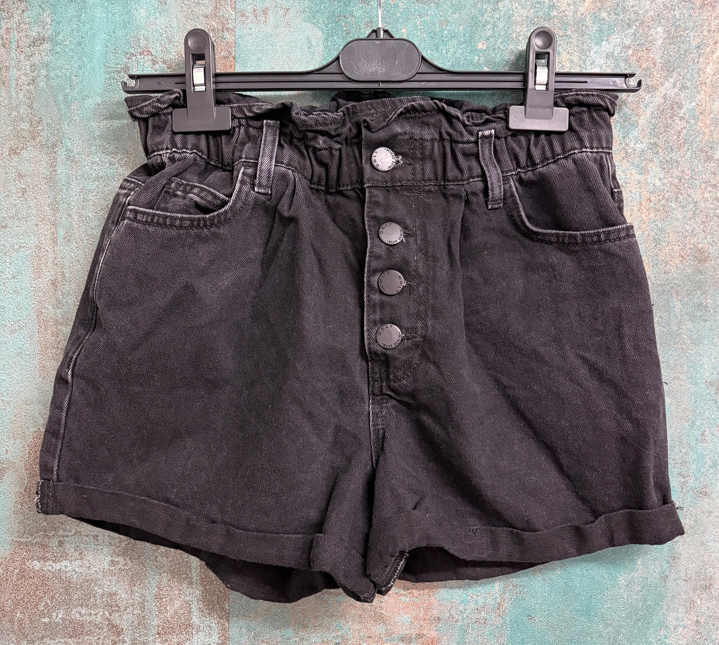 Pantaloni scurți damă din denim