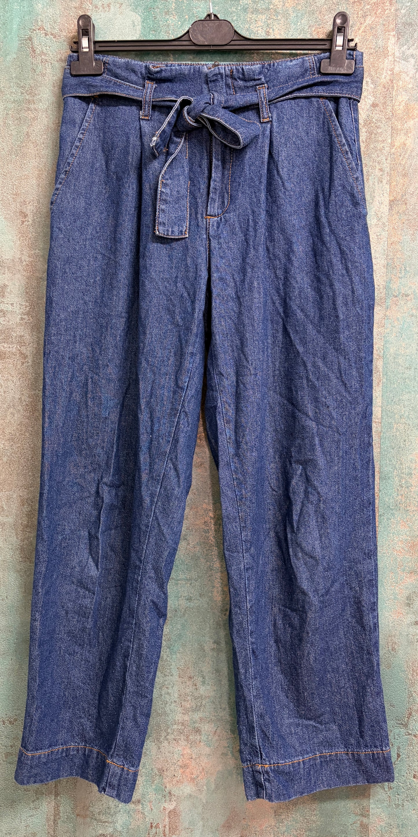 Pantaloni damă din denim subțire