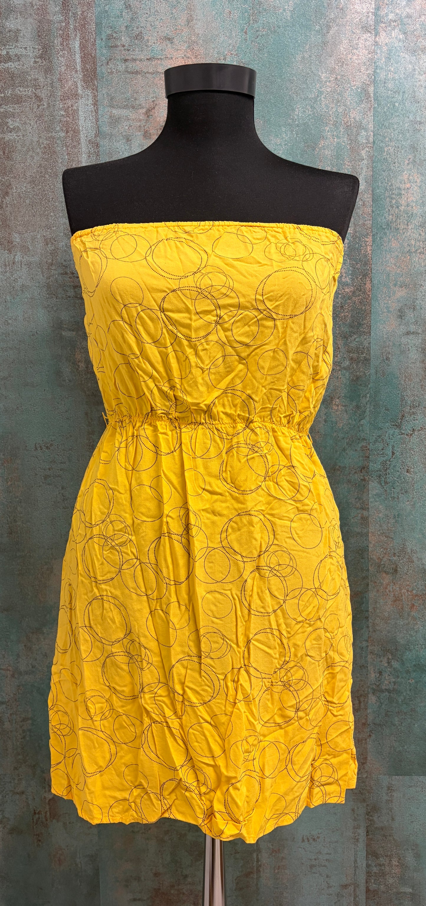 Rochie fară bretele